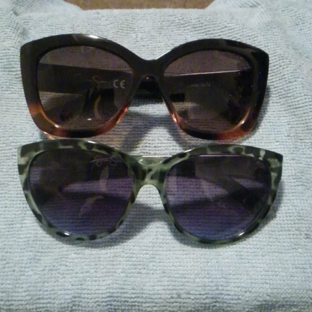 (2) Jessica Simpson Sunglasses